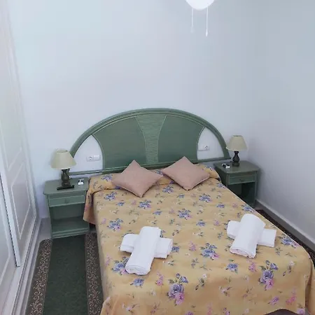 El Descanso Apartment *
